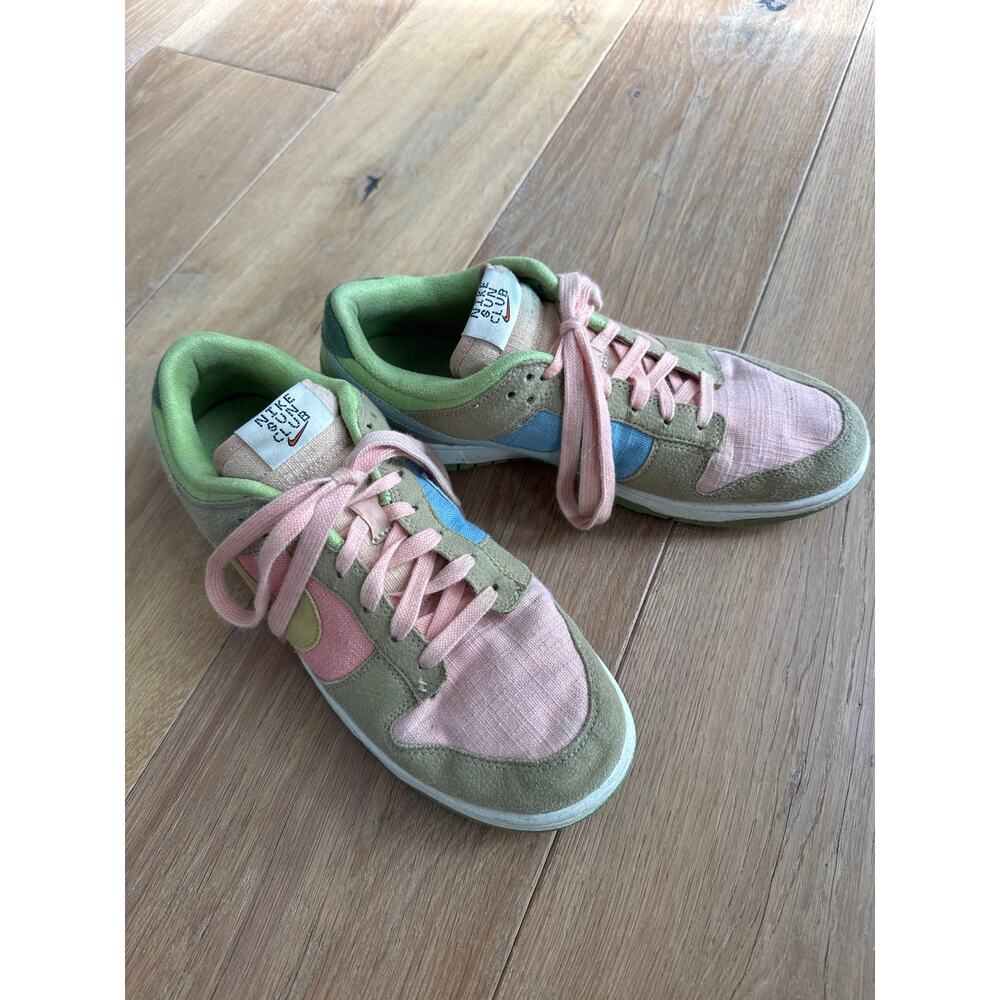 Nike Dunk Low Sun Club  Skate Shoes